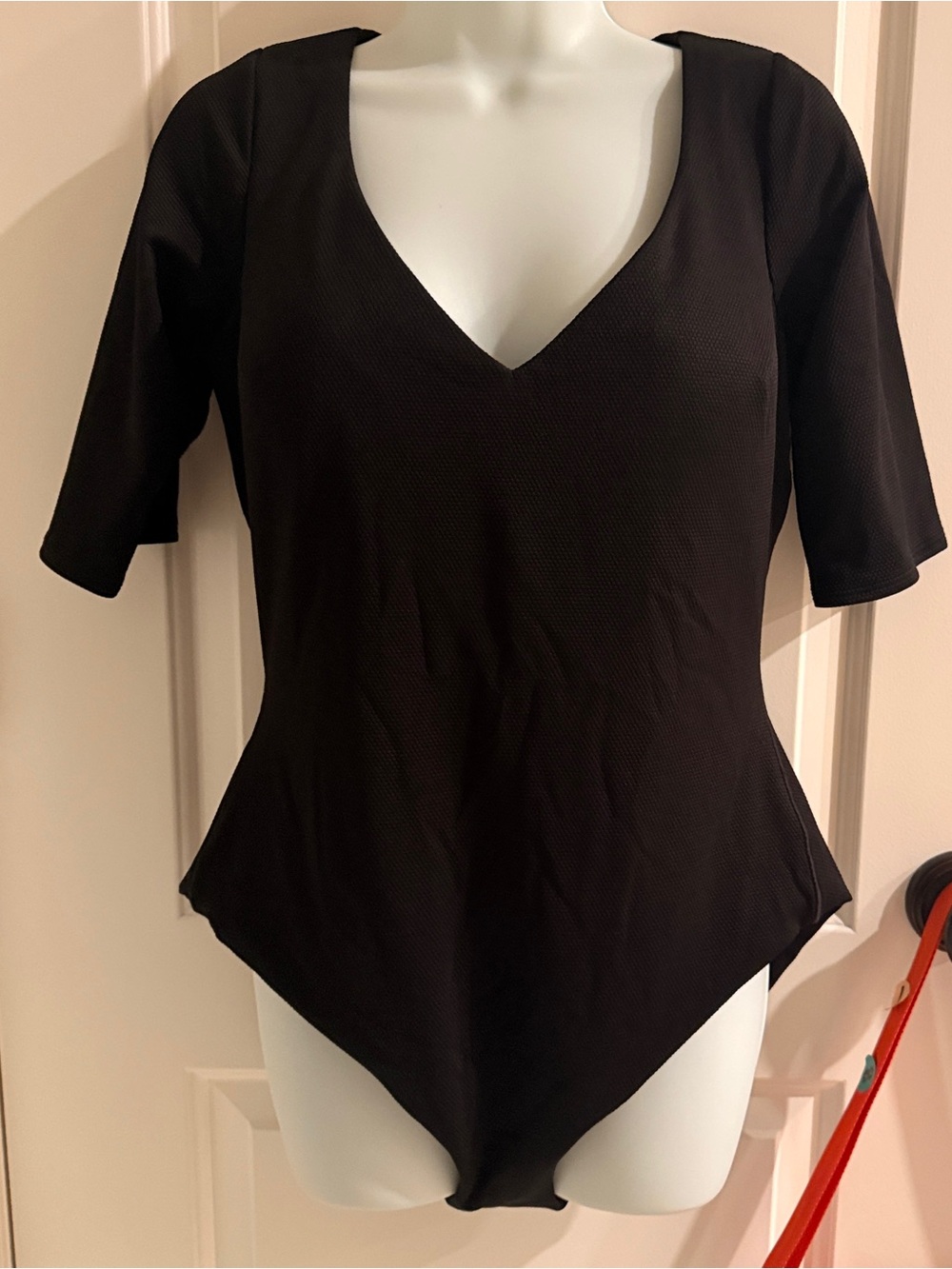 SPANX Swim Black V-Neck Short Sleeve Women's One-Piece. XL